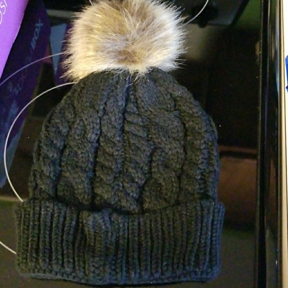 Pom beanie